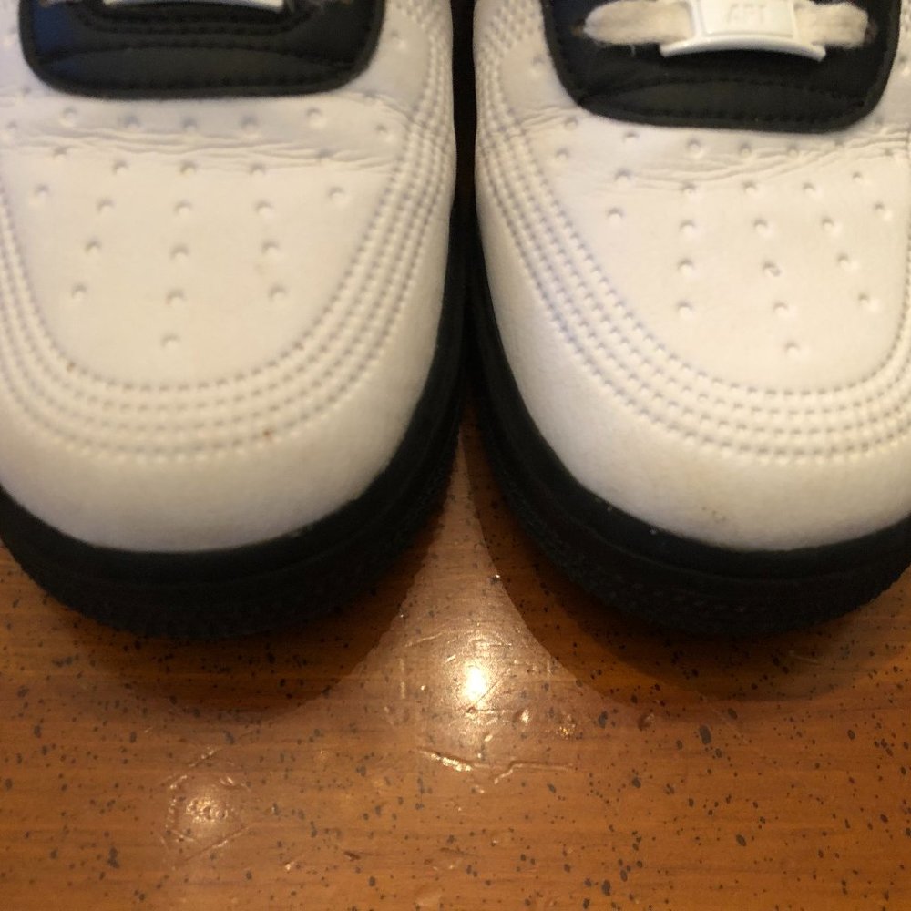 Custom Black and White NIKE AIR Sneakers - Size 7M or 8.5W - Picture 3 of 10